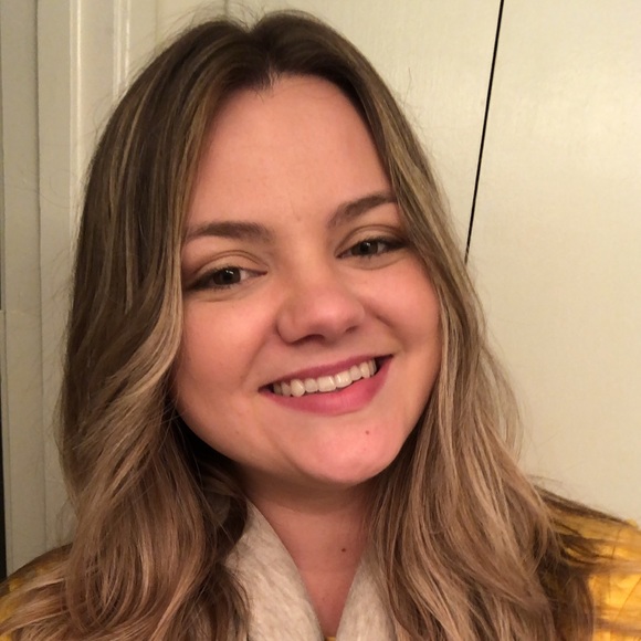 Meet your Posher, Jenna - Picture 1 of 1